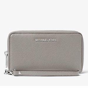 MICHAEL KORS- Large leather smart phone wristlet.